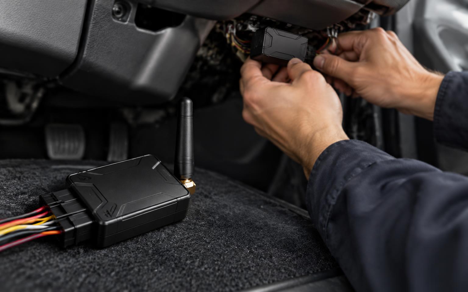GPS Tracking Hardware